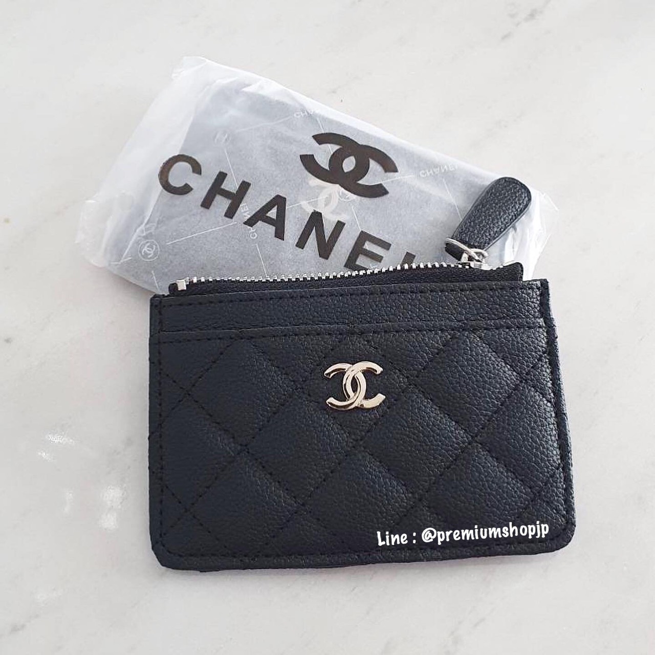 กระเป๋าใส่บัตร Chanel quilted mini card holder แท้ 100% พร้อมส่งในไทย