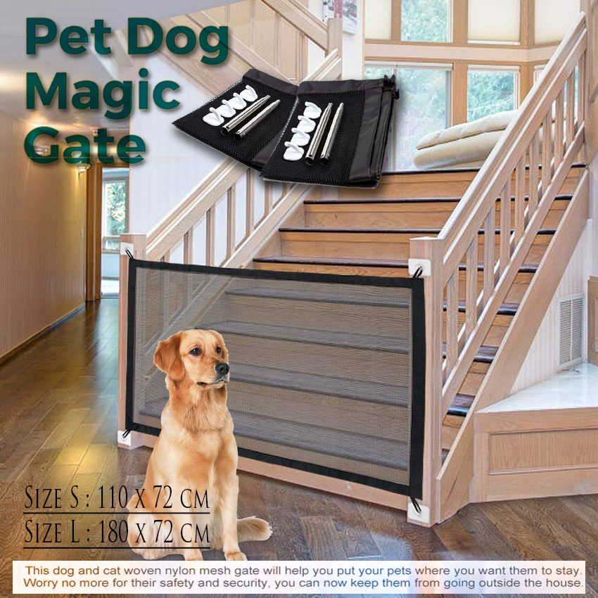 Magic Pet Gate ประตูม้วนกั้นสัตว์เลี้ยงมหัศจรรย์ ม่านรั้วกันสุนัข เป็นประตูกั้นระหว่างสัตว์สามารถติดตั้งง่ายน้ำหนักเบา Size S : 110 x 72 cm