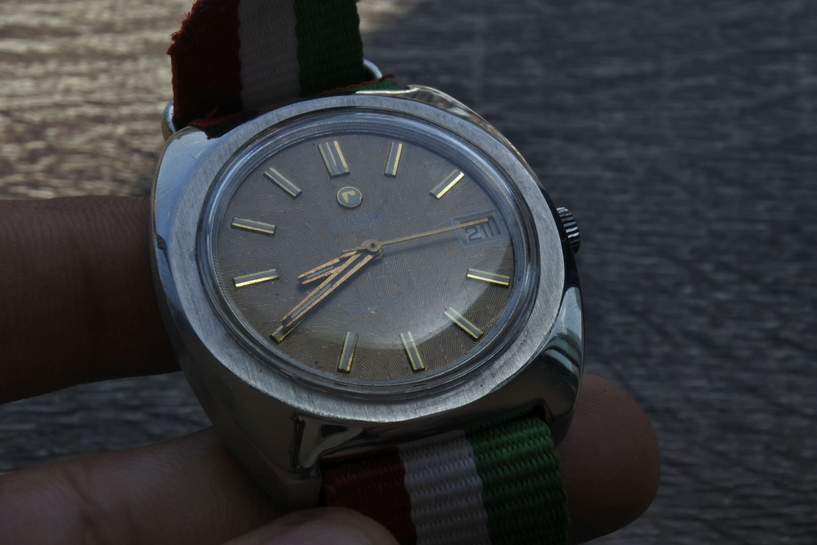 นาฬิกา Roamer Searock Vintage ผู้ชาย สายสแตนเลส แท้มือสองญี่ปุ่น ระบบ ไขลาน หน้าปัด 38mm