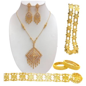 ภาพหน้าปกสินค้าVintage Jewelry เครื่องประดับชุดไทยสีทอง ซึ่งคุณอาจชอบสินค้านี้