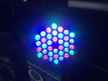 ไฟพาร์ LED 36 RGB พลาสติก