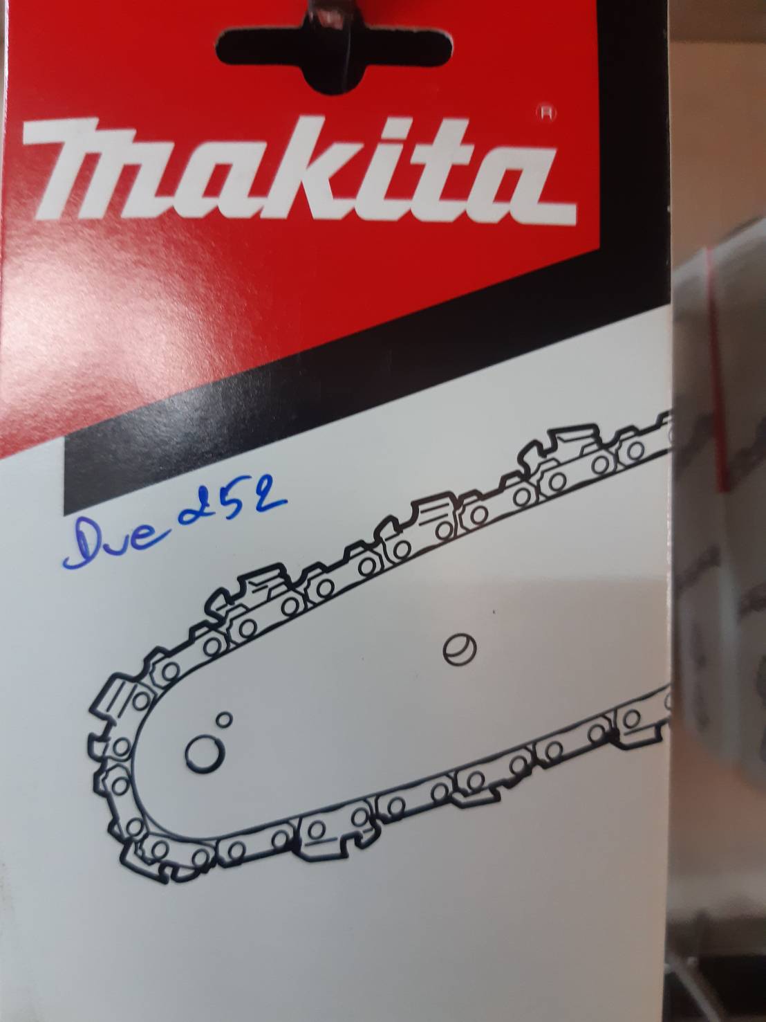 Makitaโซ่ เลื่อยโซ่ 10 MAKITA No.196205-9 ใช้กับรุ่น DUC252 ตัวโซ่เดิมๆ จากกล่อง ยี่ห้อ OREGON จากศูนย์ASP