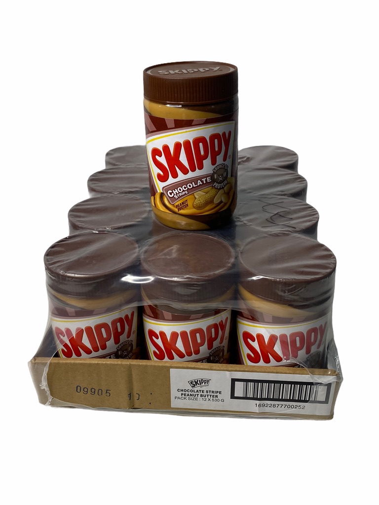 SKIPPY เนยถั่ว PEANUT CHOCOLATE STRIPE สีน้ำตาล รส ซ็อกโกแลต 530g 1ถาด/จำนวน 12 ขวด/บรรจุปริมาณ 530g ราคาส่ง ยกถาด สินค้าพร้อมส่ง