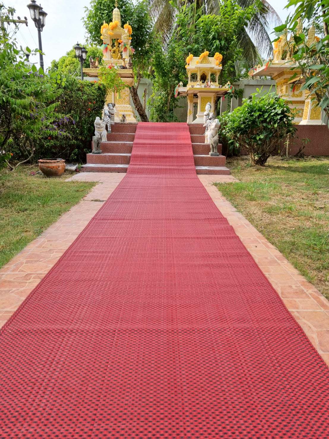 เสื่อวัด ดำ-แดง (ขนาด 90cmX10m )