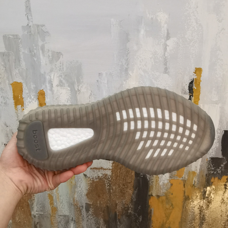 AUTHORIZED STORE ADIDAS ORIGINALS YEEZY BOOST 350 V2 RUNNING SHOES