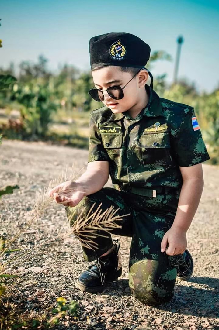ชุดทหารเด็กชาย แขนสั้น มีหมวก