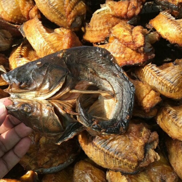 Nửa kg cá Swai nướng hun khói |