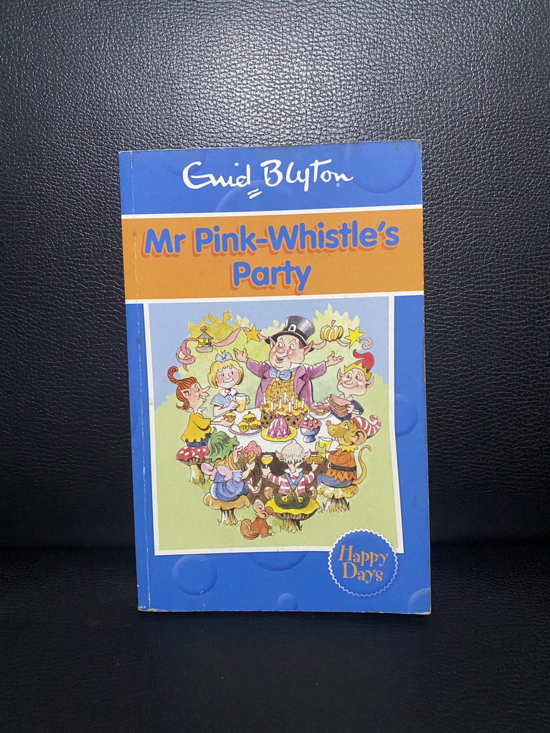 [พร้อมส่ง]Mr Pink-Whistle's Party หนังสือภาษาอังกฤษ สภาพสะสม หนังสือ หนังสือสภาพสะสม หนังสือพัฒนาตนเอง หนังสือทั่วไป