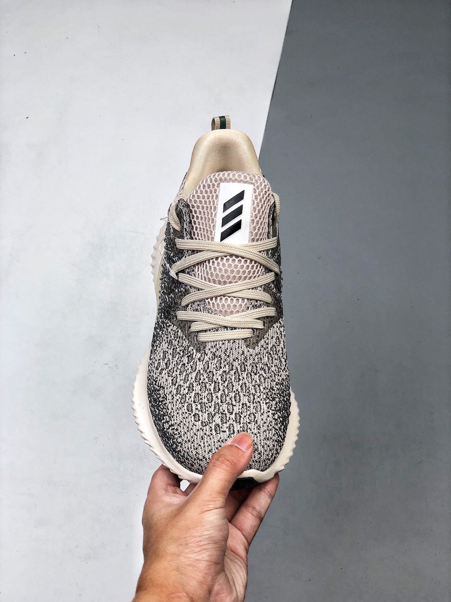 alphabounce reflective hpc ams shoes