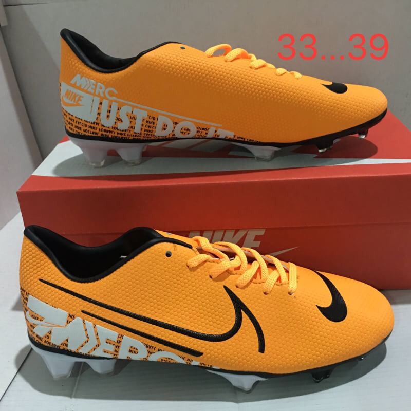 รองเท้าฟุตบอลรองเท้าสตั๊ด Nike สำหรับเด็ก