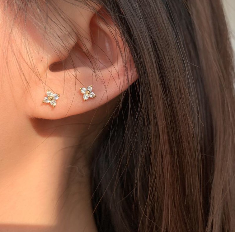 Littlegirl gifts-Four-leaf clover stud earrings