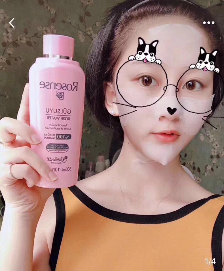 【Special price】โทนเนอร์และมิสท์ น้ำกุหลาบ สำหรับทำความสะอาดและบำรุงผิวหน้าด้วยคุณค่าของน้ำกุหลาบ 100% จากธรรมชาติ ช่วยปรับสมดุลความชุ่มชื่น ลดการเกิดริ้วรอย กระชับรูขุมขน ให้ผิวสดชื่น ผ่อนคลาย และดูอ่อนเยาว์ Rosense Rose Water 300ml