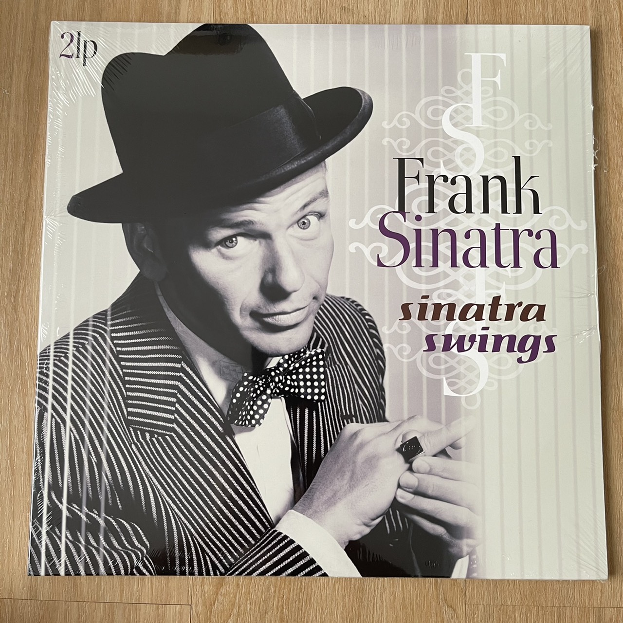 แผ่นเสียง Frank Sinatra -Sinatra Swings 2lp Made in eu แผ่นเสียงใหม่ ซีล
