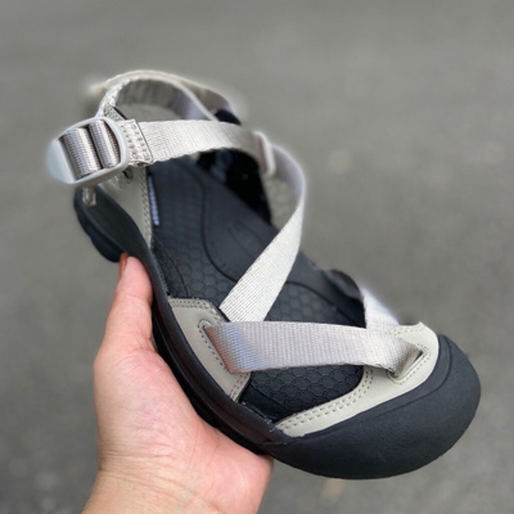 ☚รองเท้าแตะรัดส้น KEEN Zerraport II Sandals Silver Birch
