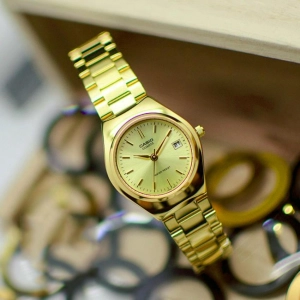 ภาพหน้าปกสินค้าCasio นาฬิกาข้อมือผู้หญิง สายสแตนเลส สีทอง รุ่น LTP-1170N-9A (สินค้าขายดี) มั่นใจ ของแท้ 100% รับประกันสินค้า 1 ปีเต็ม (ส่งฟรี) ที่เกี่ยวข้อง