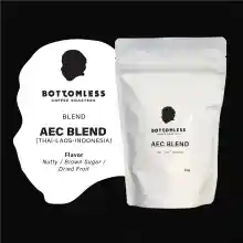 ภาพขนาดย่อของภาพหน้าปกสินค้าเมล็ดกาแฟคั่ว บอททอมเลส - AEC Blend (ไทย-ลาว-อินโดนีเซีย) คั่วกลาง ขนาด 250 กรัม ( AEC Blend (Thai-Laos-Indo) Roasted Coffee Beans - Medium Roast ) (100% Arabica) จากร้าน Bottomless บอททอมเลส บน Lazada
