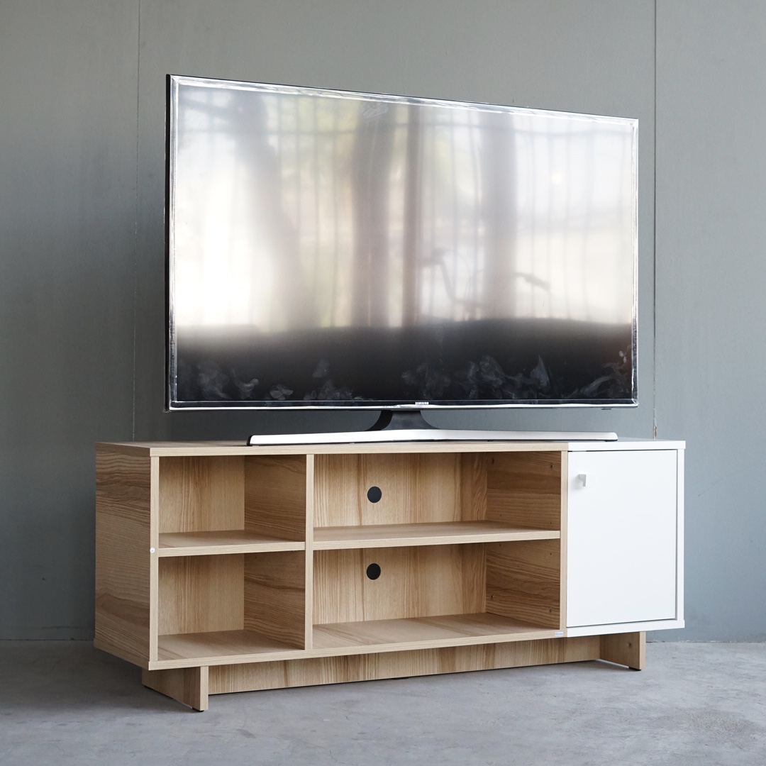 Inhome Furniture ชั้นวางทีวี โต๊ะวางทีวี ตู้วางทีวี ไม้ 50 นิ้ว รุ่น KOMPLETE TV-1205