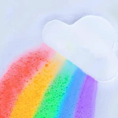 [พร้อมส่ง] Rainbow Cloud bath bomb บาธบอมบ์ สีรุ้ง กลิ่นหอมดอกไม้