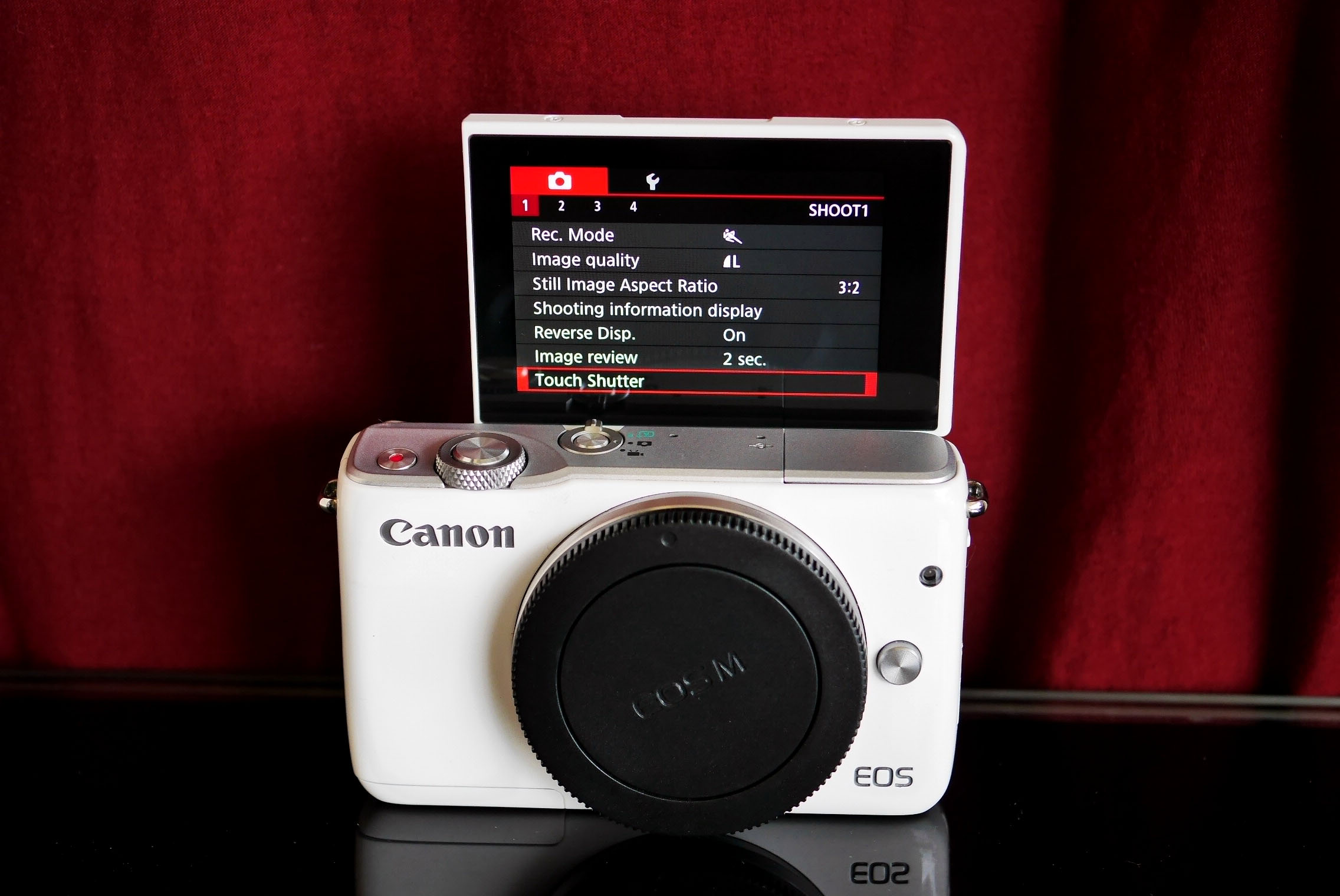 Canon EOS M10 Mirrorless Wi-Fi NFC Camera White Body in Box