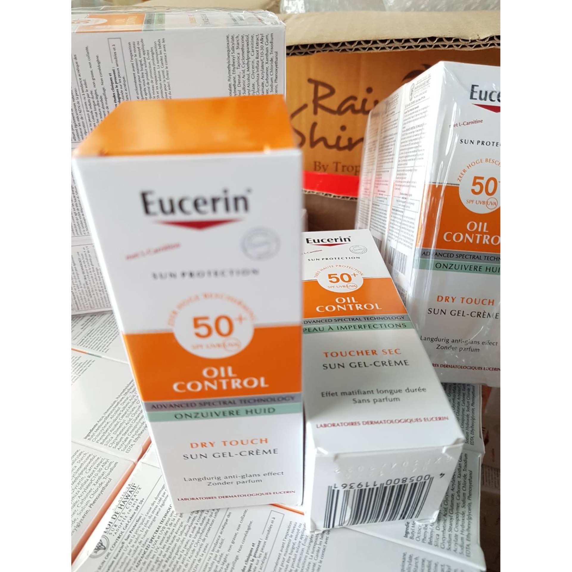eucerin sun acne oil control spf 50 pa ราคา clean