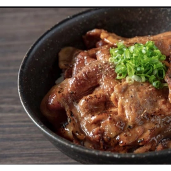 Yalangoch qizlar fotosuratlari it uslubi Turli xil pozalarda yalangoch qizlarning fotosuratlari