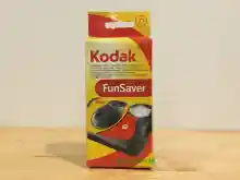 ภาพขนาดย่อของภาพหน้าปกสินค้ากล้องฟิล์ม Kodak FunSaver 800 27exp 35mm Single use Film Camera กล้องฟิล์มใช้แล้วทิ้ง กล้อง ฟิล์ม จากร้าน bkkfilm88 บน Lazada ภาพที่ 4