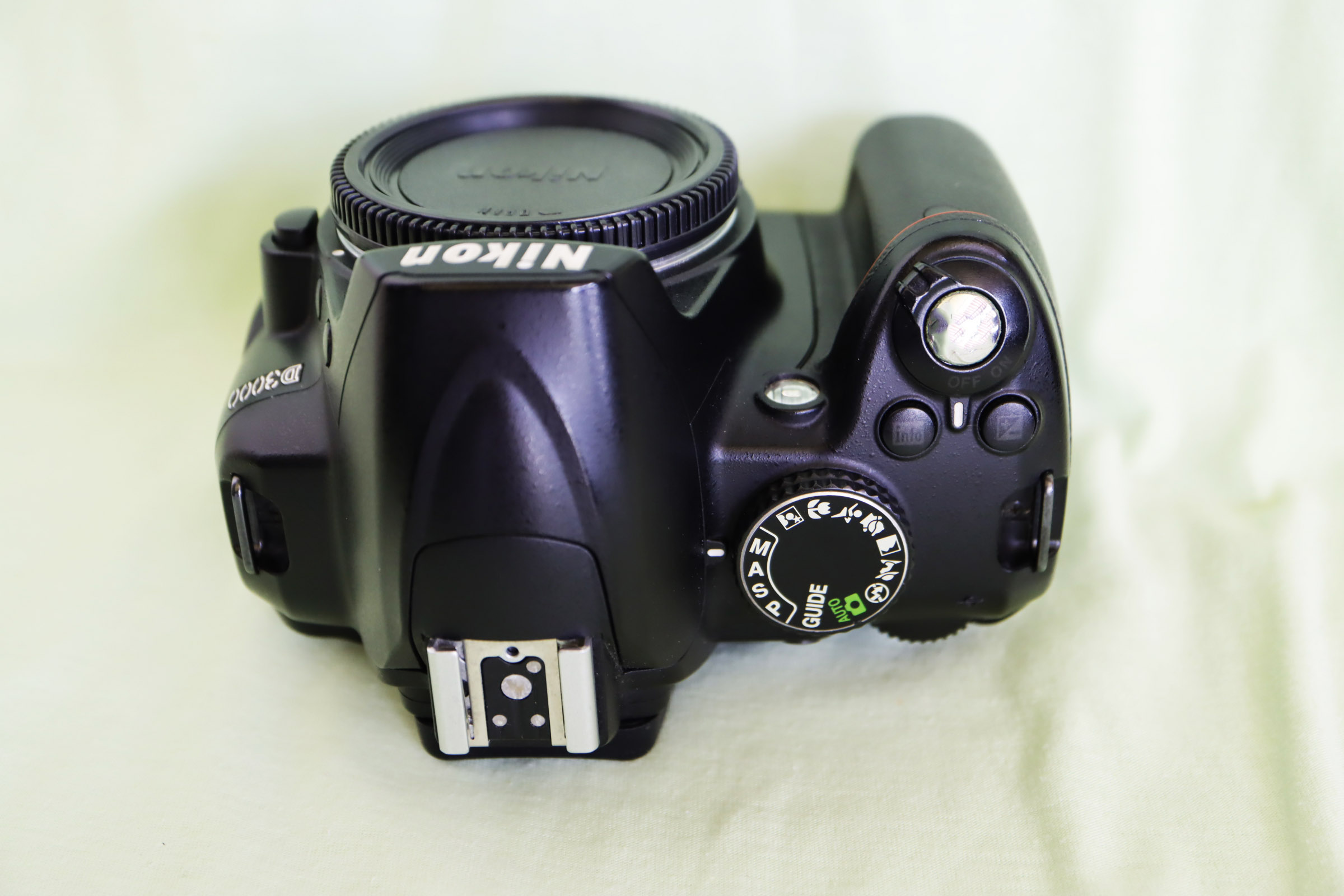 Nikon D3000 DSLR Black Body Digital SLR Camera - ตัวกล้อง APS-C CCD DX ...