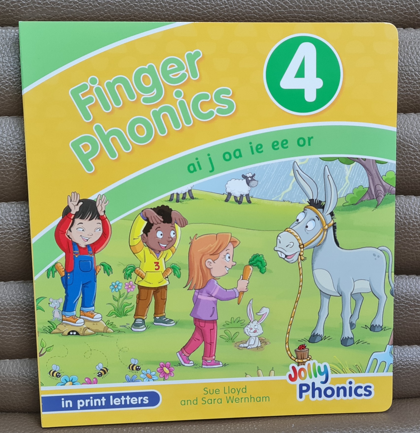 Jolly Phonics Finger Phonics 7 冊セット finger phonics 7冊セット