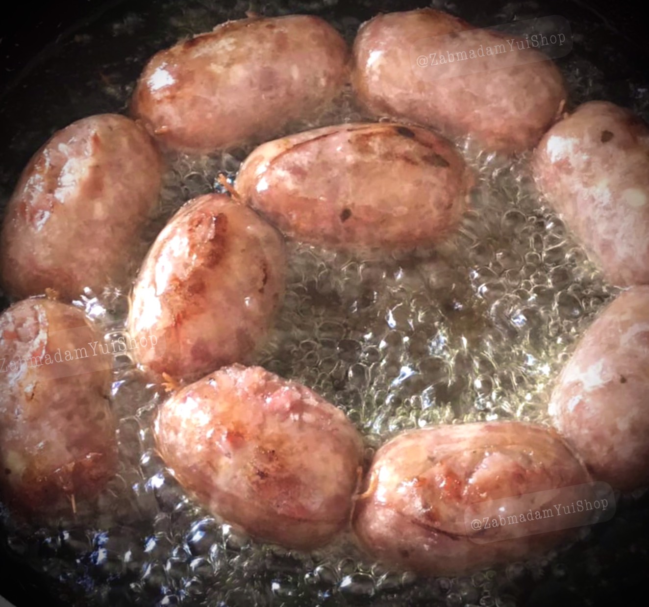 ไส้กรอกหมู Pork Sausage ไส้กรอกหมูสำเร็จรูป ( พร้อมส่ง)  ไส้กรอกหมูคุณภาพจากโรงงาน สามารถเวฟทานได้เลย ย่างได้ ทอดได้ เก็บได้นาน