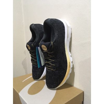 Asics Gel Cumulus 22 Tokyo รองเท้าวิ่ง ผู้ชาย ค่ะ