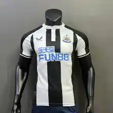 ภาพขนาดย่อของสินค้าเสื้อฟุตบอล Player ทีม Newcastle เสื้อบอล เนื้อผ้าโพลีเอสเตอร์ กล้ารับประกันสินค้าทุกตัว (P164)
