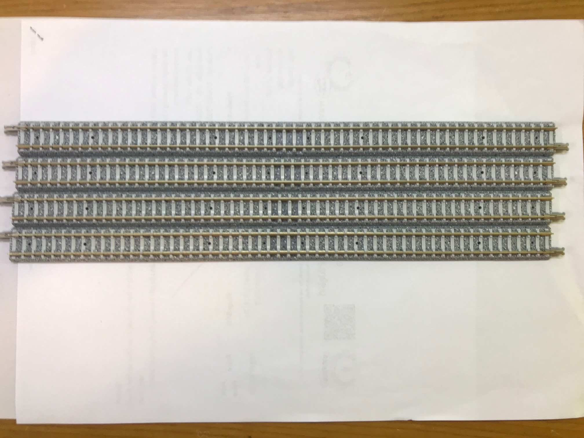 Brand new light grey Tomix  S 280 track 4 pcs – N Scale
