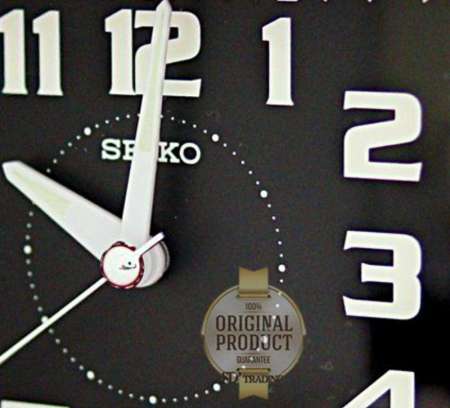 SEIKO นาฬิกาปลุก Quiet Sweep (Snooze) มีไฟ เสียงกริ่ง รุ่น QHK024R - แดง หน้าปัดดำ (Red/Black)