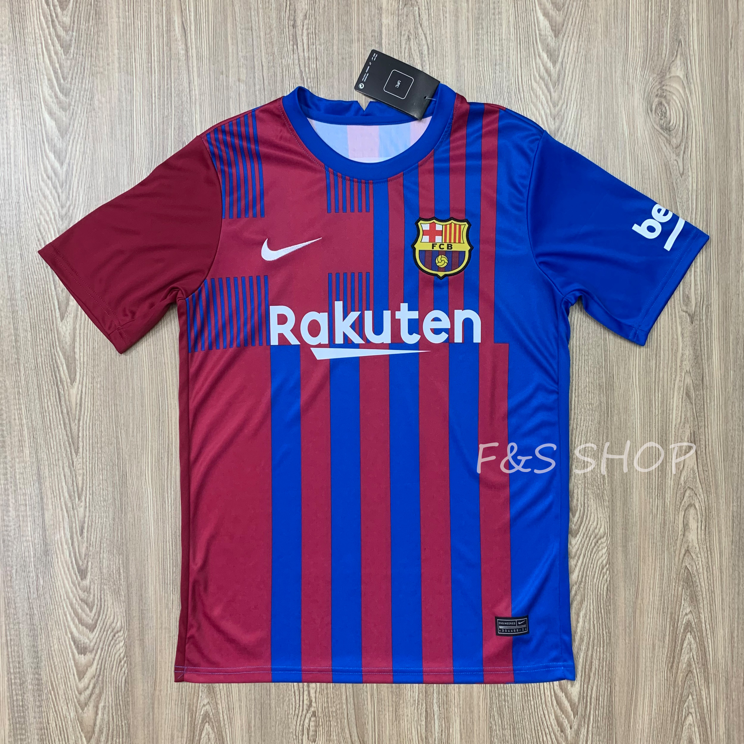ล่าสุด! ฤดูกาล 2022 เสื้อสโมสรฟุตบอล เสื้อกีฬาผู้ชาย ทีม Barcelona ปี 22 ( บาซ่า) เสื้อบอล เสื้อกีฬา ใส่สบาย ผ้ายืด รับประกันคุณภาพ ผ้าเกรด A