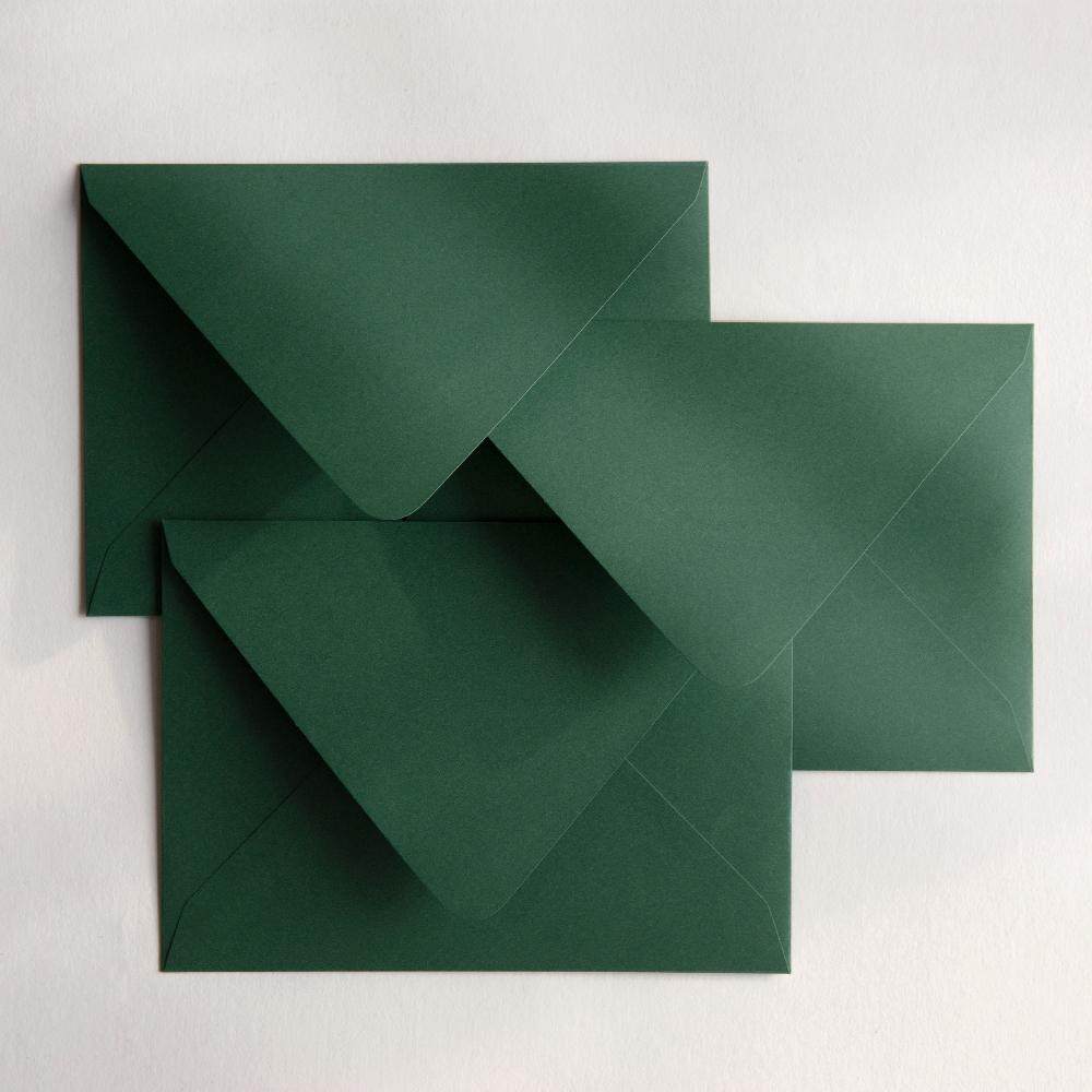 ซองการ์ดแต่งงาน สีเขียวเข้ม สำหรับใส่การ์ดขนาด 5 x 7 นิ้ว (50ซอง/แพค)