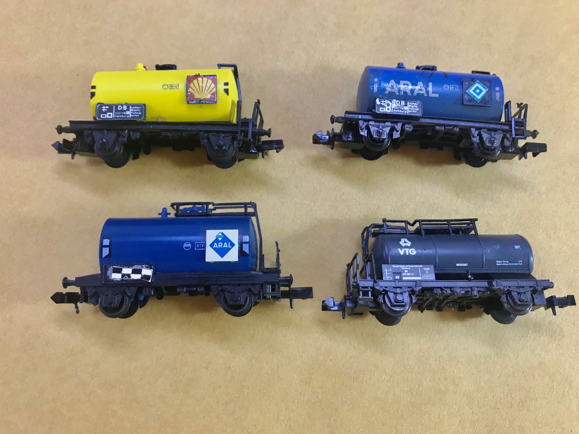 Preowned Minitrix N Scale Tankers (4 Colours)