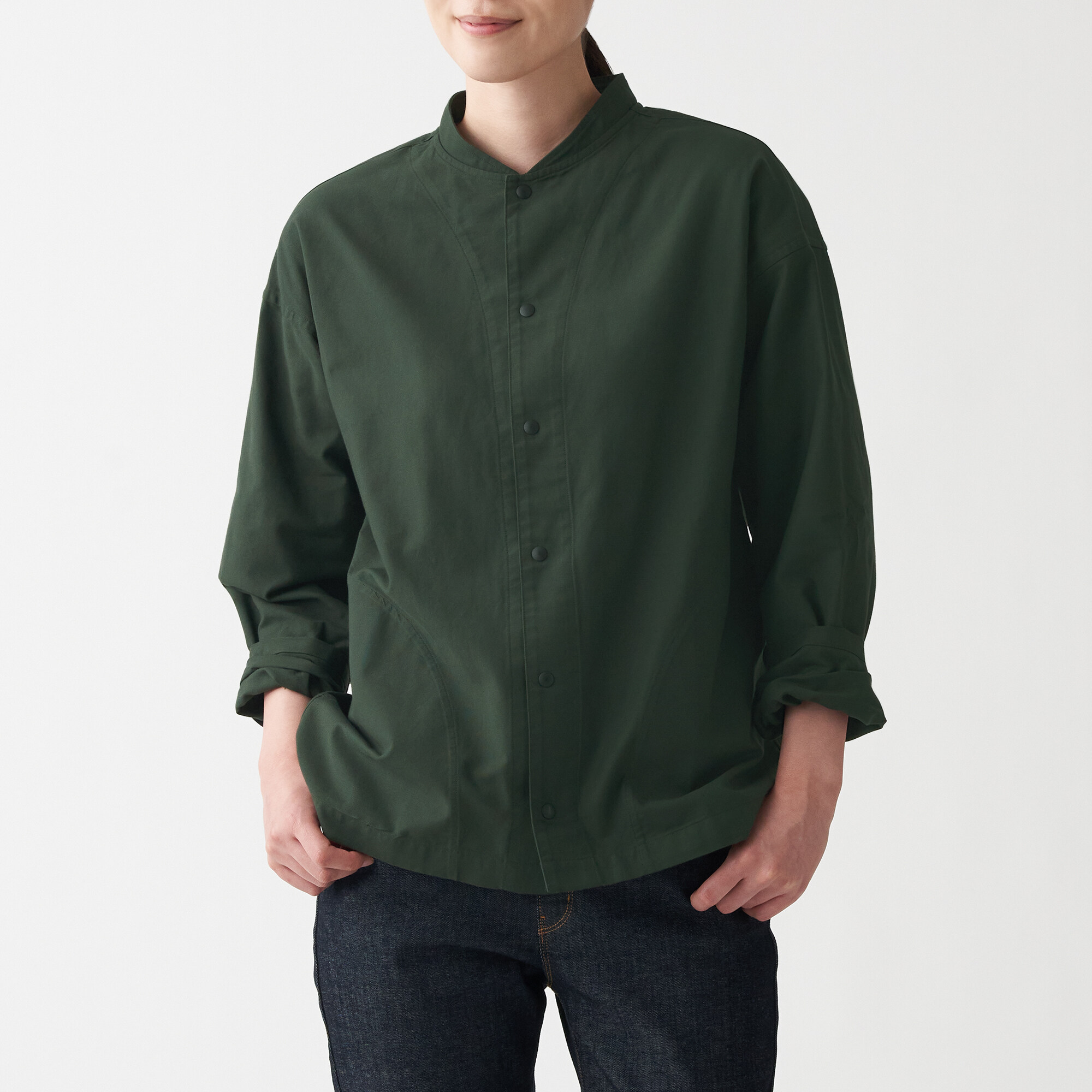 มูจิ เสื้อเชิ้ตผ้าออกซฟอร์ตฟอก ปกตั้ง Unisex - MUJI Washed Oxford Stand Collar Shirt สี เขียวเข้ม ขนาด L|XL