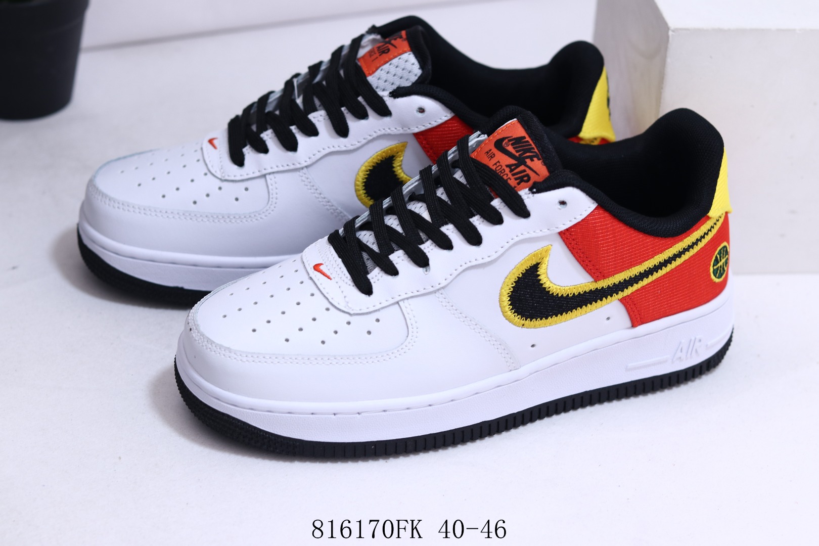 Nike Wmns Air Force 1′07