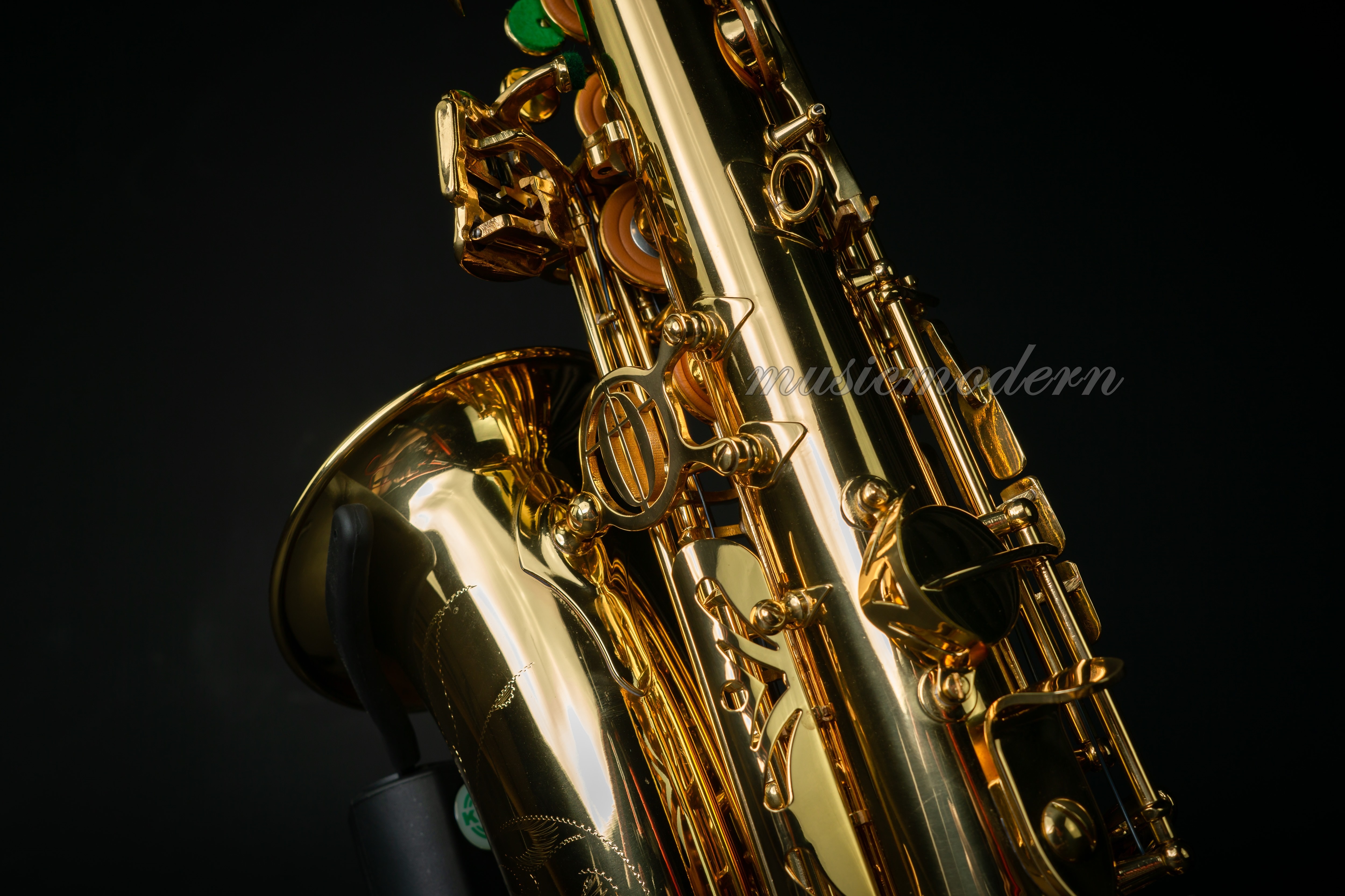 Overtone Alto Saxophone รุ่น gold lacquer OSA101 ( รุ่นขายดี ) Musicmodern ThaiPick