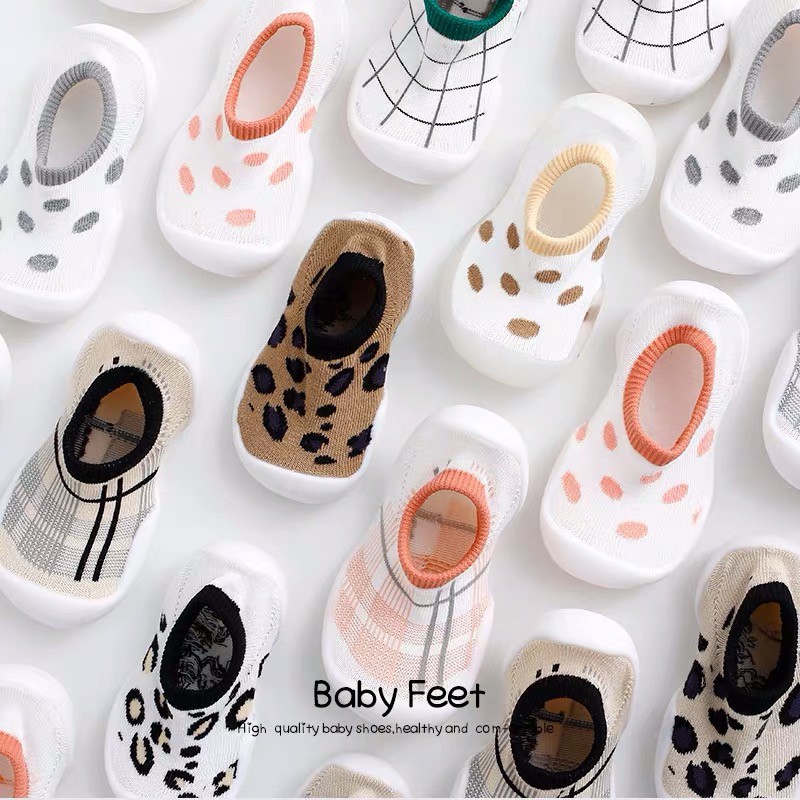Baby Nong  ราคาต่ำสุด เด็กรองเท้าเด็กชายหญิง น่ารักลื่นเสือดาวพิมพ์ยางด้านล่างรองเท้าถัก