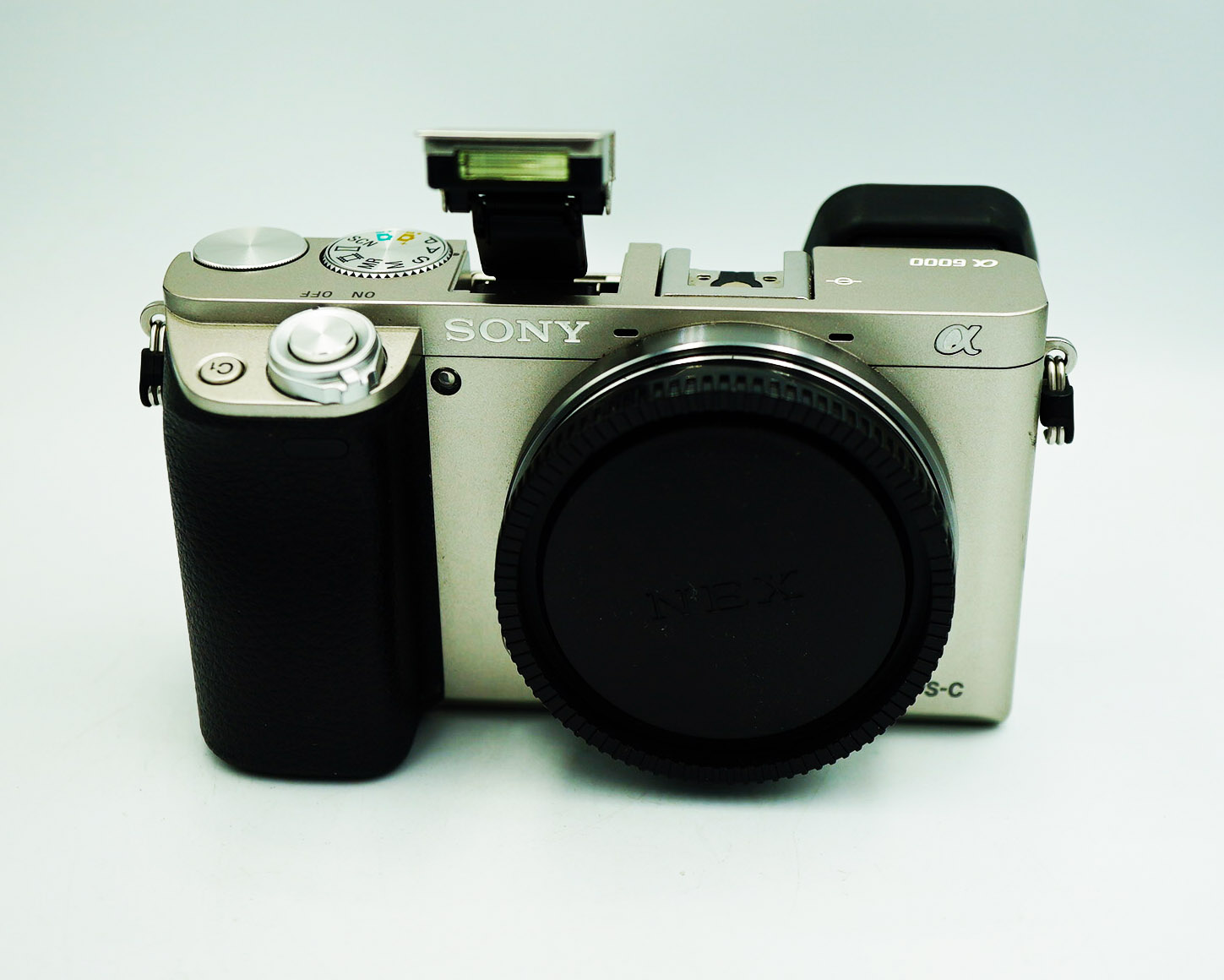 Sony A6000 24.3MP Hybrid WiFi NFC สีเงิน Body Silver กล้อง Emount