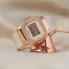 ภาพขนาดย่อสินค้า**NEWใหม่ล่าสุด**Casio G-SH0CK นาฬิกาจีช็อคผู้หญิง นาฬิกาข้อมือcasio จีช็อคดำทอง ขาวทอง นาฬิกาจีช็อคหญิง/ชาย นาฬิกาคู่รัก แสดงตัวเลขวันที่ RC798