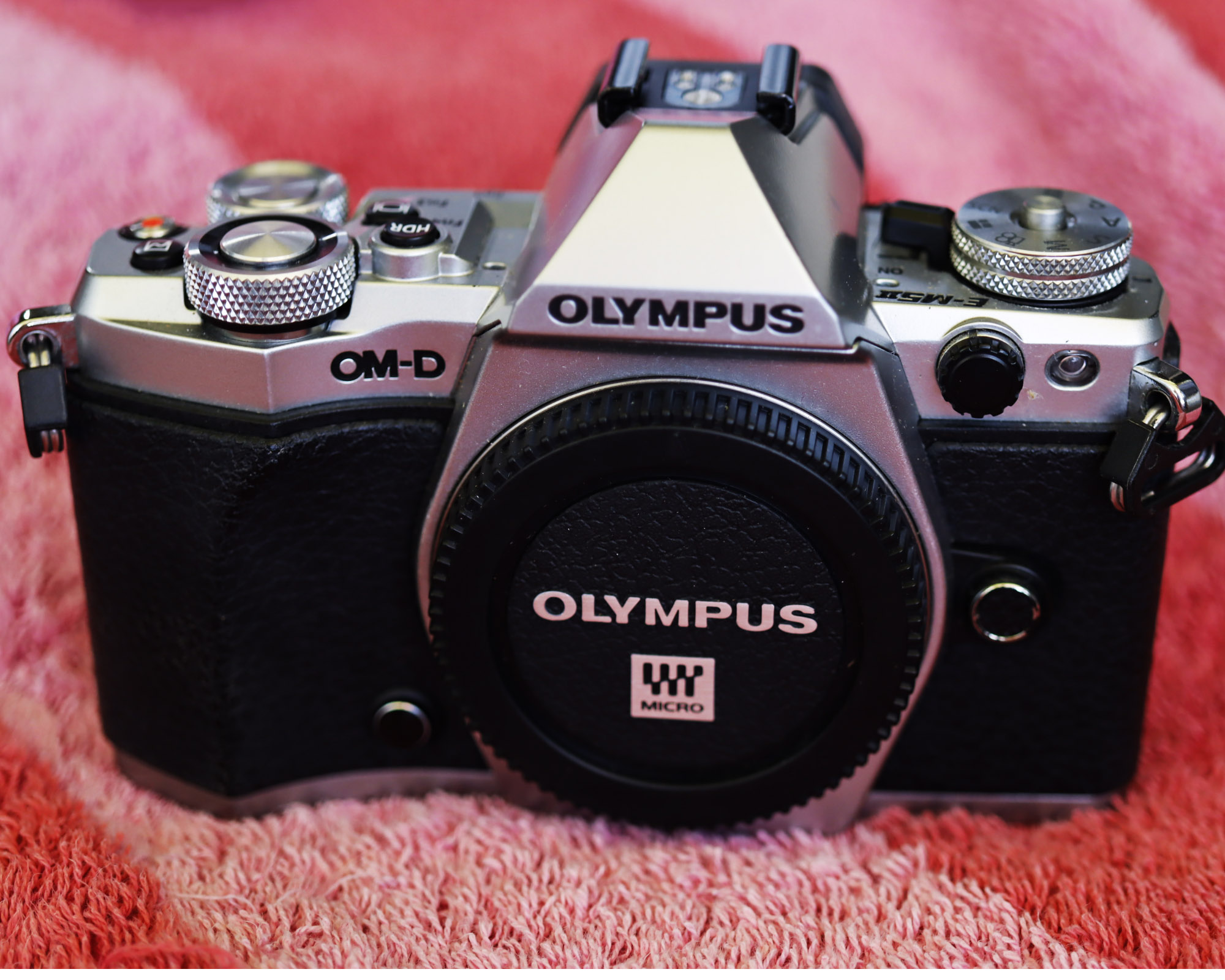 Olympus OM-D E-M5 Mark II Digital Camera Body 40MP high resolution shot