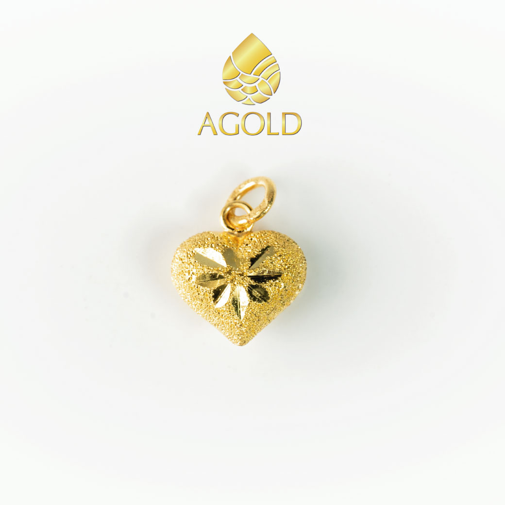AGOLD จี้ทองคำแท้ แฟนซี หัวใจแกะลาย น้ำหนัก 0.6 กรัม ทองแท้ 96.5% ฟรี กล่องเครื่องประดับ