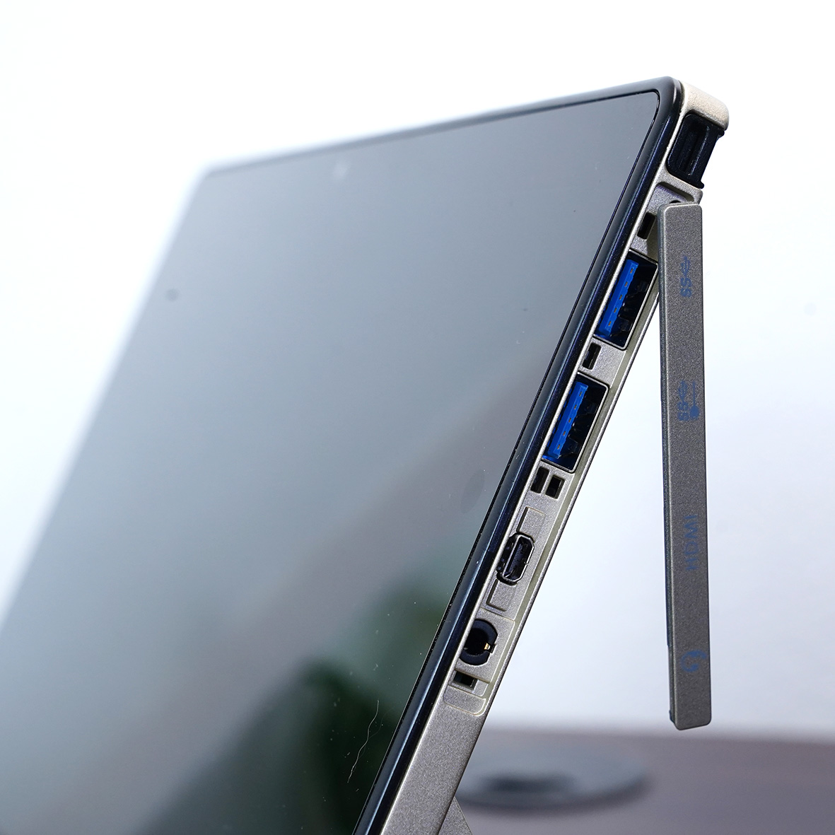 รูปสินค้า โน๊ตบุ๊ค 2 in 1 NEC VersaPro VS-4/6 | RAM 4GB | SSD 128GB | 12.5 นิ้ว FHD Touch screen | Wifi + Cellular (option)| Bluetooth | Camera | แถมสูงสุด 6 รายการ สินค้า USED By Totalsolution