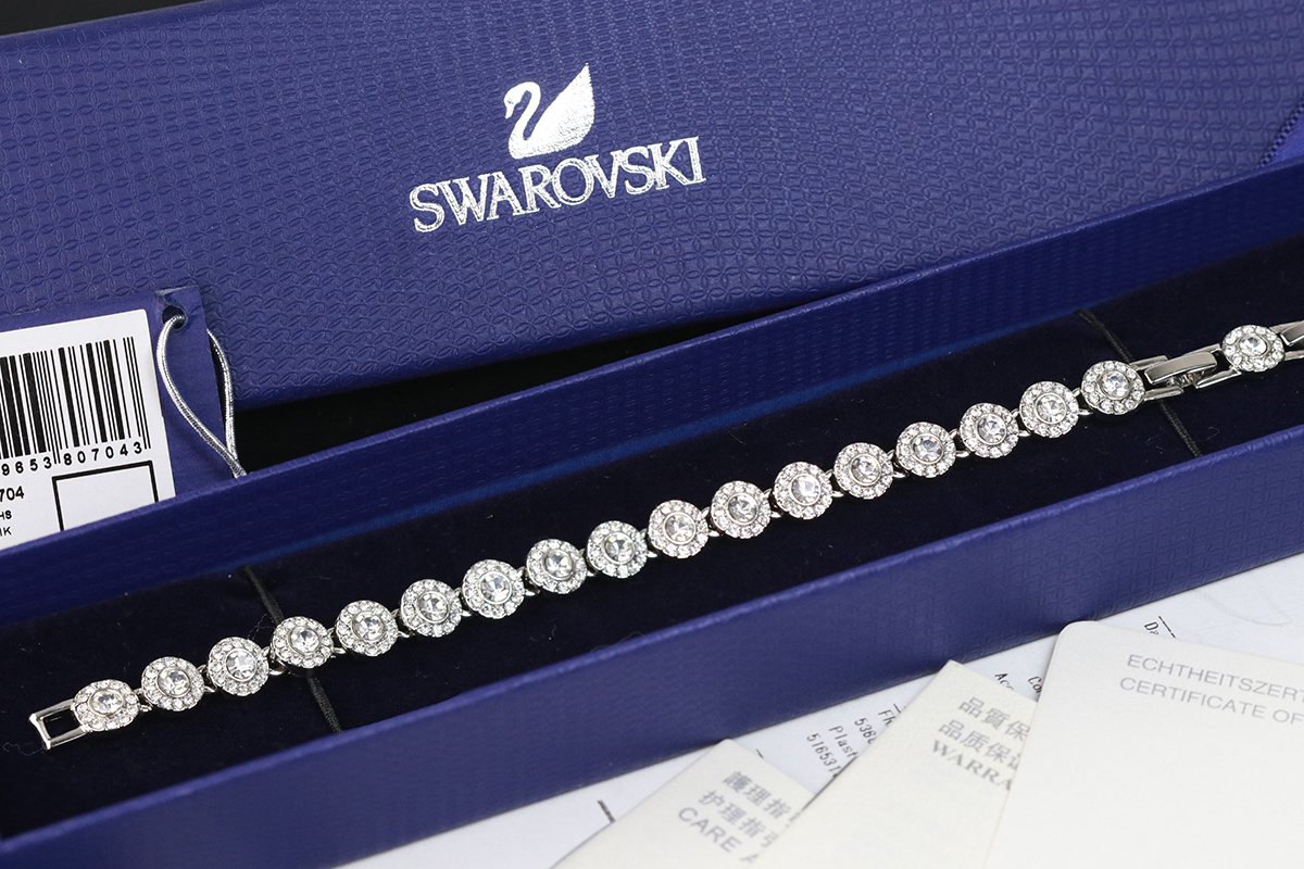 Swarovski แท้จริง หินที่สง่างามวินเทจโรแมนติกสร้อยข้อมือบุคลิกภาพสร้างสรรค์สร้อยข้อมือแฟนของขวัญผู้หญิงเดิมแองเจลิคเครื่องประดับที่สวยงาม