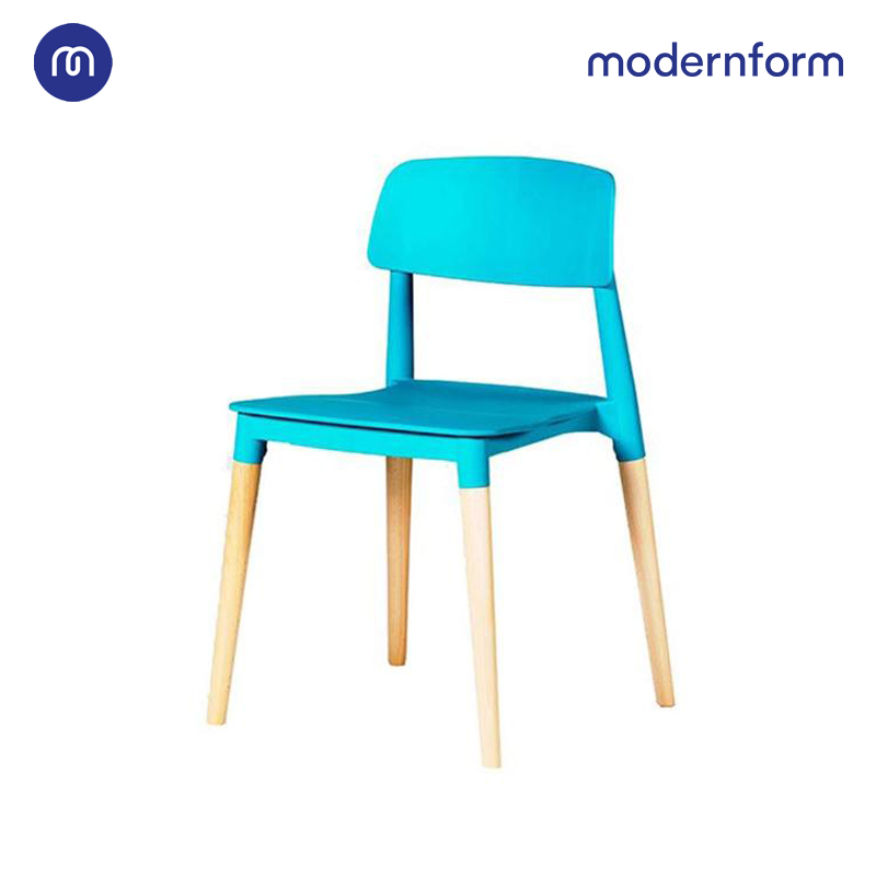 Modernform เก้าอี้เอนกประสงค์ เก้าอี้สัมมนา  รุ่น PW018  สีฟ้า สไตล์เฉพาะตัว ง่ายต่อการเคลื่อนย้าย สะดวกในการจัดเก็บ ใช้งานได้อเนกประสงค์  เก้าอี้พลาสติก ขาไม้จริง