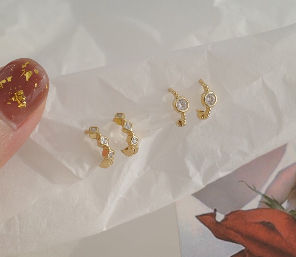 Littlegirl gifts-Ear bone Round Diamond Earrings มี 2แบบ