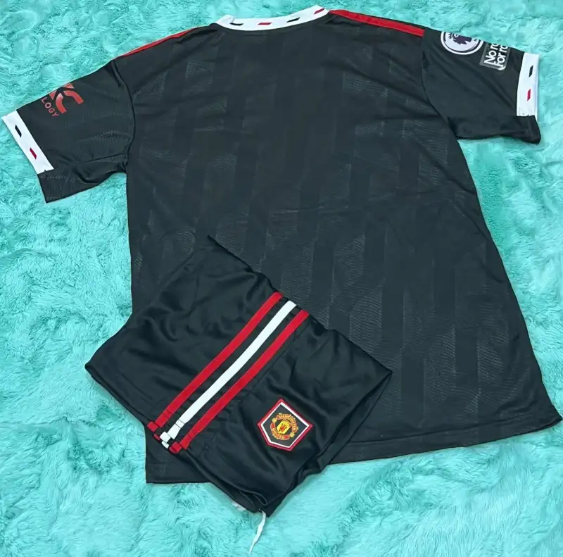 ภาพสินค้าเสื้อกีฬา แมนยู Manu ชุดฟุตบอล ชุดผู้ใหญ่ (ได้ทั้งชุด เสื้อพร้อมกางเกง)ราคาถูก รุ่นใหม่2022/2023 จากร้าน FAFA Shop08 บน Lazada ภาพที่ 12