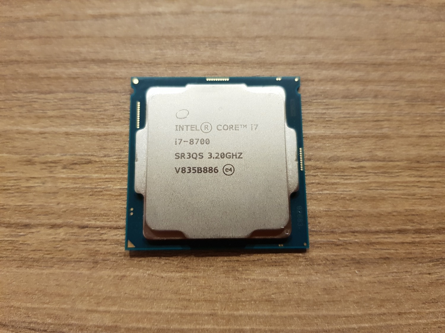 LGA 1151 V.2 CPU I7-8700 3.2 GHz. Cores: 6 Threads: 12 - NeFz